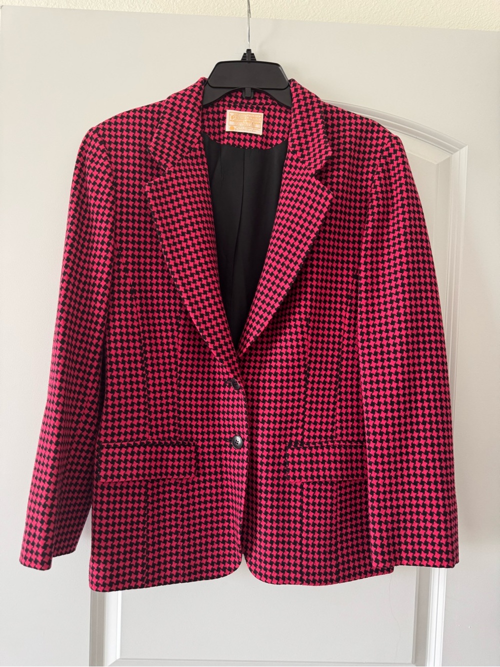 100% Pure Virgin Wool Pendleton Pink & Black Houndstooth Blazer Size 12